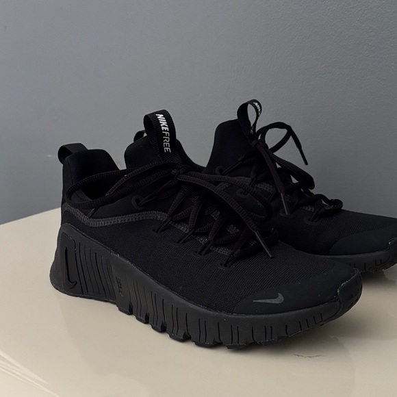 Black NIKE METCON 6 - Picture 4 of 5